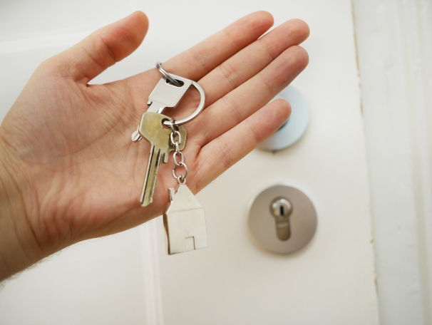 https://RobertM.StopRentingStartOwning.org